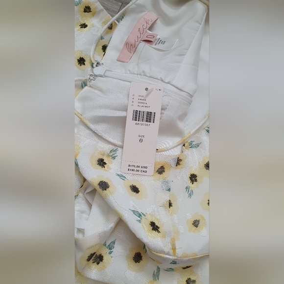 🔥NEW WITH TAG HUTCH DITSY FLORAL SEASIDE ROMPER XS🔥 - Picture 9 of 9